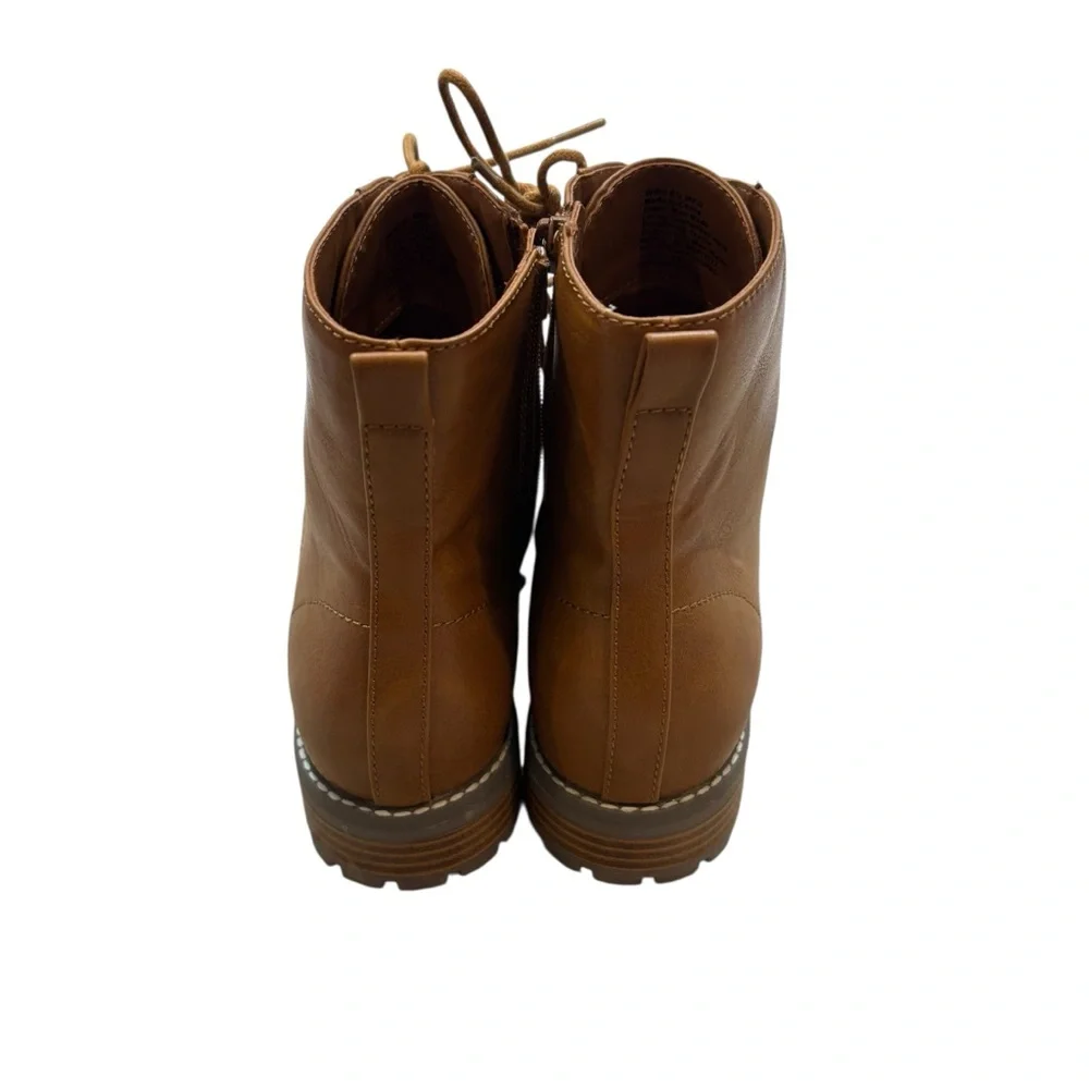 Brand new without Tags Ladies Sonoma‎ Brand Faux Leather Lace Up Boots Size 9.5